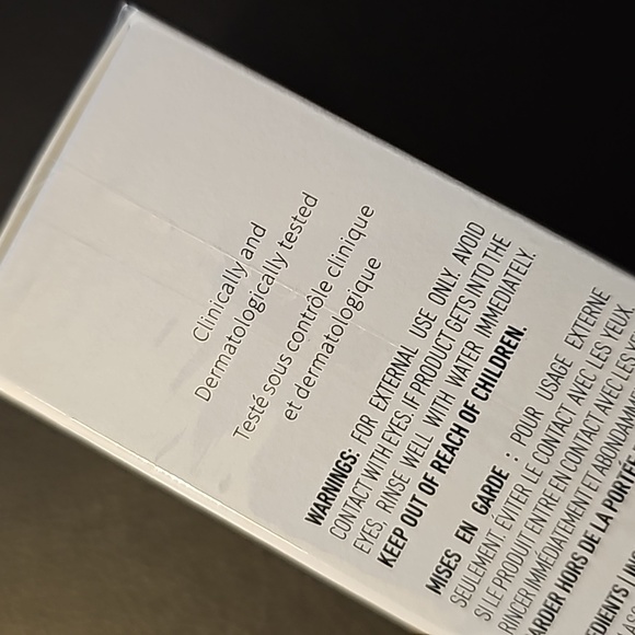 MONAT C. Radiance Illuminating Serum *NEW IN PLASTIC* - Picture 4 of 5